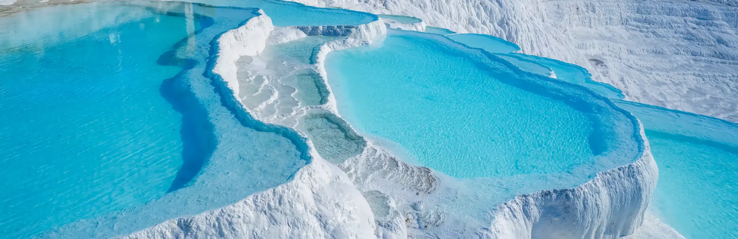 Fiberglass Tanning Ledges from EvoPools