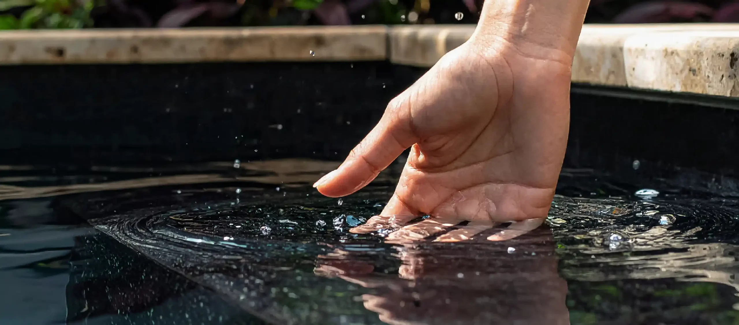 UV Resistant, Smooth Surface, 10 year warranty