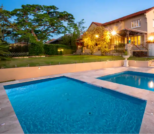 Crest fiberglass tanning ledge